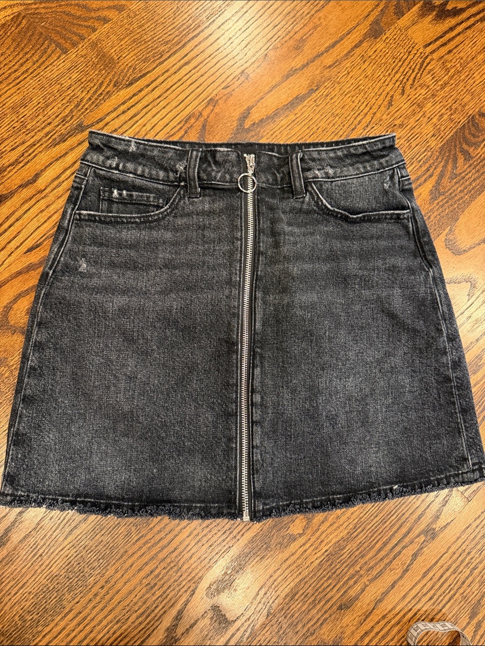Paige sz 26 Black Jean Denim Mini Skirt w full front zipper 98% cotton